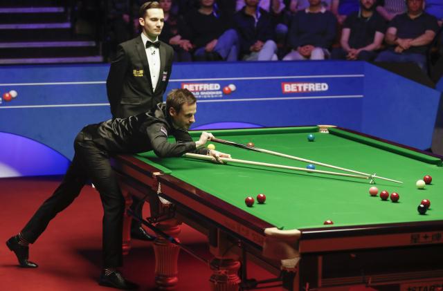 在中场提供 在中场提供